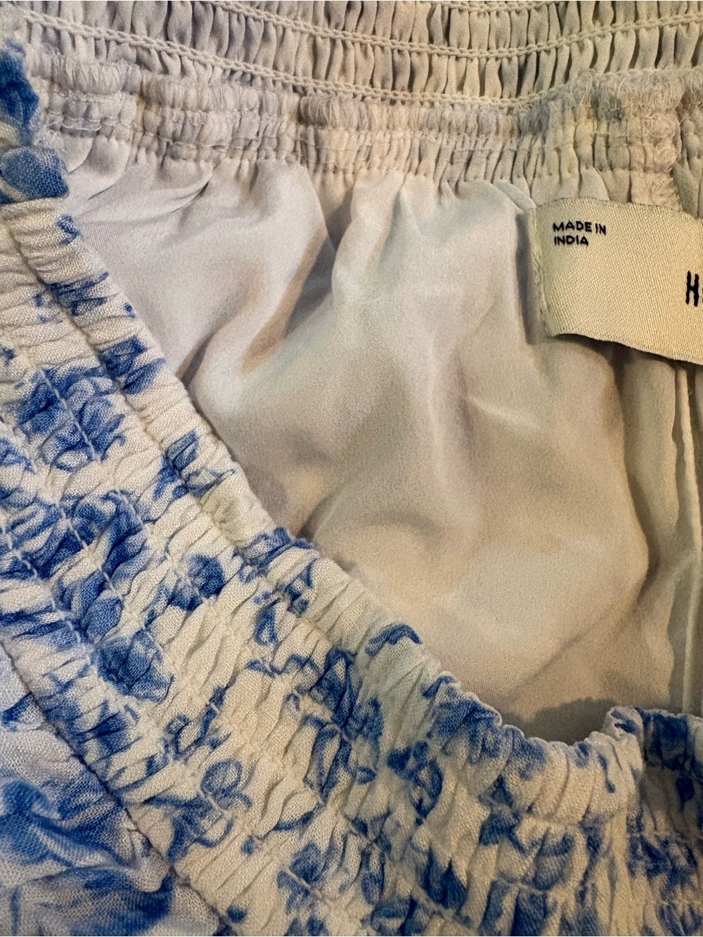 Hollister mini floral tiered skirt / skort with pockets, size S and EUC - Picture 7 of 12